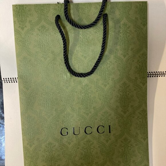 Gucci Green Paper Shopping/Gift Bag, Embossed Damask Pattern, 10x14x5 inches - Picture 3 of 4